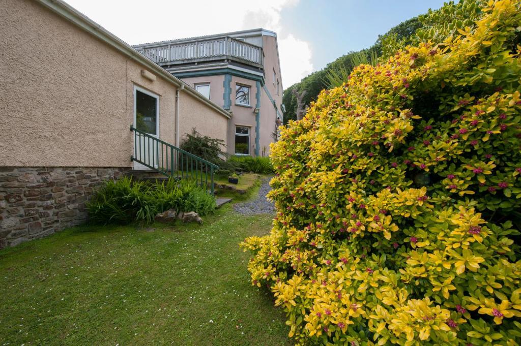 Cwmwennol Country House Сондерсфут Экстерьер фото