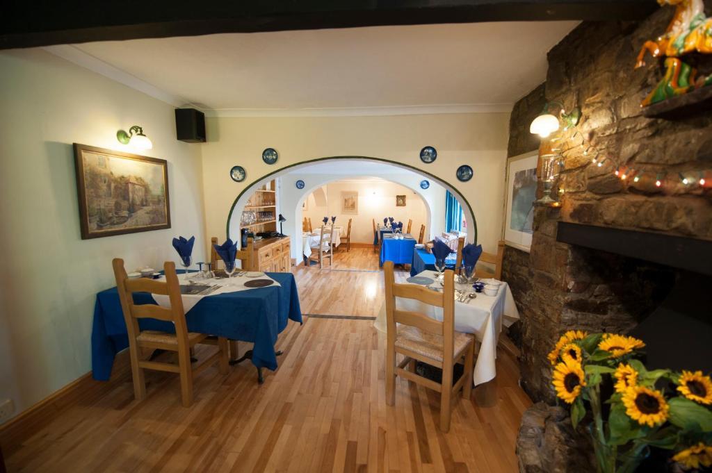Cwmwennol Country House Сондерсфут Экстерьер фото